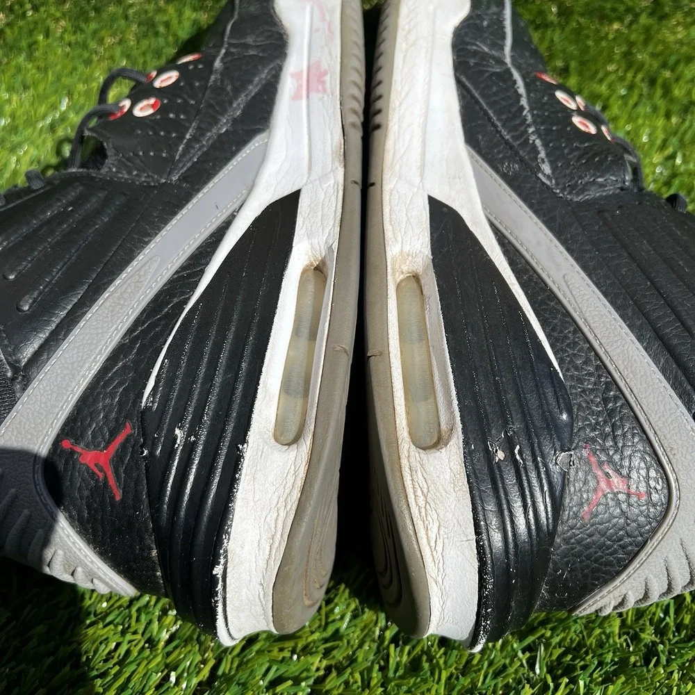Nike Shoes Men Size 11 Jordan Max Aura 5 Shoes Black Cement Red DZ4353-061